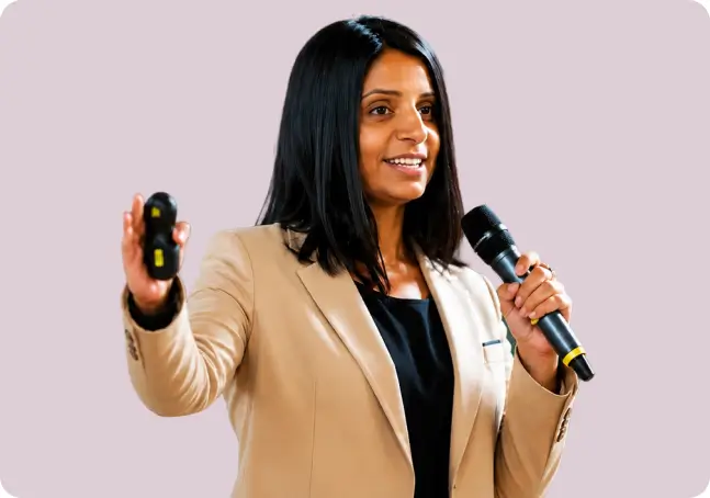 Hurayra’s Strategy and Growth lead speaking at an event
